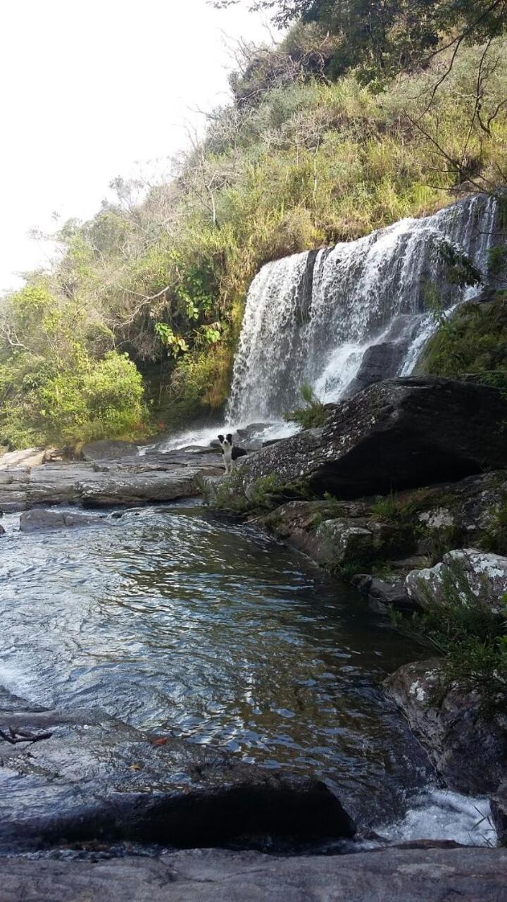 Pousada Pontal Do Moleque Carrancas Eksteriør bilde